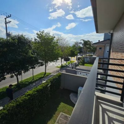 Casa com 79m², 2 quartos (sendo 2 suítes), 1 garagem, no bairro Cachoeira do Bom Jesus em Florianópolis