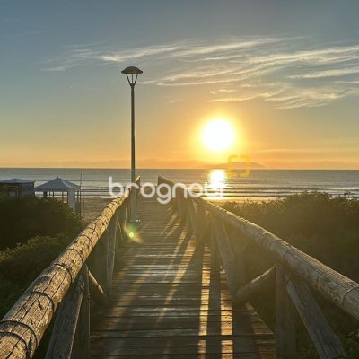 Apartamento com 125m², 3 quartos (sendo 1 suíte), 2 garagens, no bairro Palmas em Governador Celso Ramos