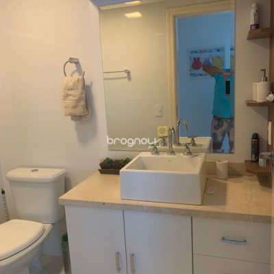Apartamento com 125m², 3 quartos (sendo 1 suíte), 2 garagens, no bairro Palmas em Governador Celso Ramos