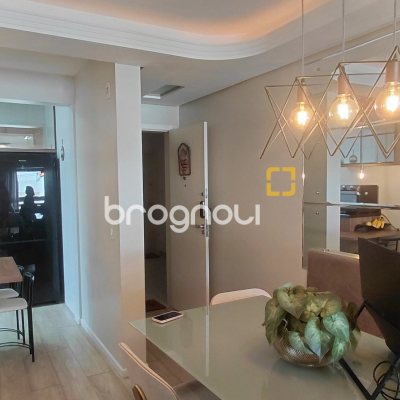 Apartamento com 81m², 3 quartos (sendo 1 suíte), 2 garagens, no bairro Capoeiras em Florianópolis