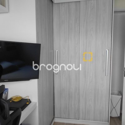 Apartamento com 81m², 3 quartos (sendo 1 suíte), 2 garagens, no bairro Capoeiras em Florianópolis
