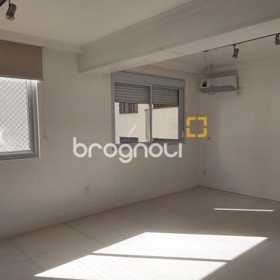 Apartamento com 42m², 1 quarto, no bairro Centro em Florianópolis