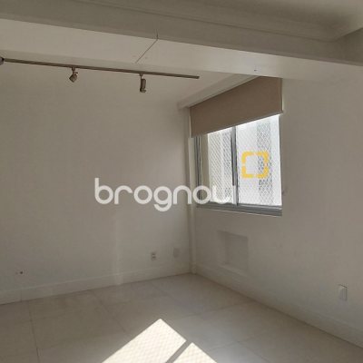 Apartamento com 42m², 1 quarto, no bairro Centro em Florianópolis