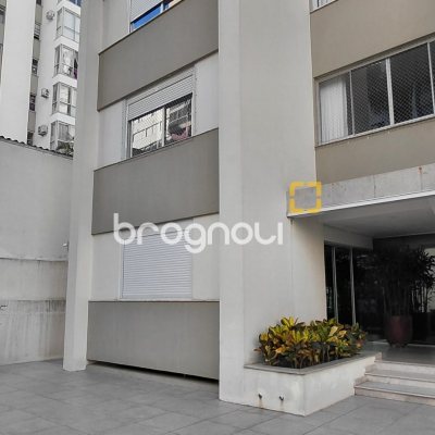 Apartamento com 42m², 1 quarto, no bairro Centro em Florianópolis