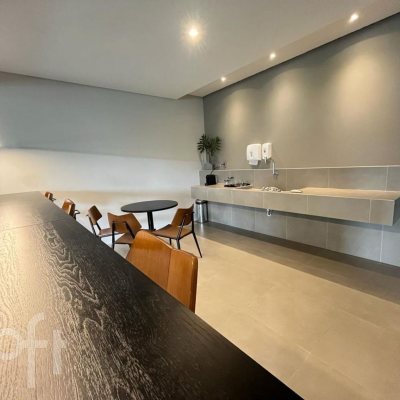 Apartamentos com 73m², 2 quartos, 1 suíte, 1 garagem, no bairro Centro em Florianópolis