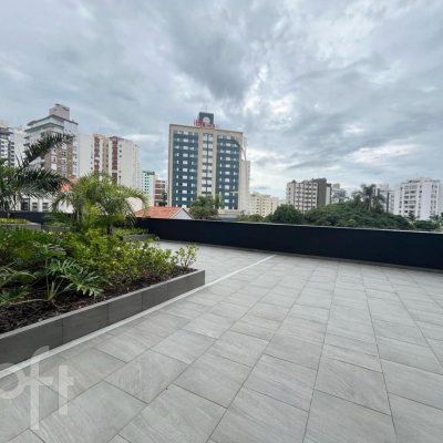 Apartamentos com 73m², 2 quartos, 1 suíte, 1 garagem, no bairro Centro em Florianópolis