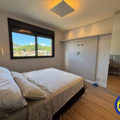Apartamento com 102m², 3 quartos, 1 suíte, 2 garagens, no bairro Agronômica em Florianópolis
