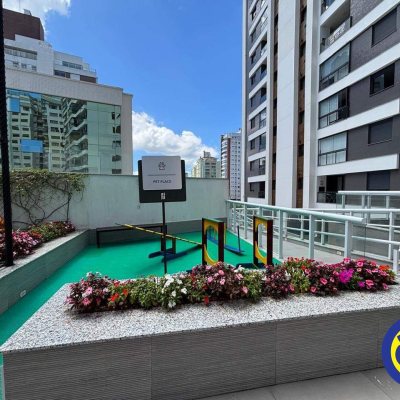 Apartamento com 102m², 3 quartos, 1 suíte, 2 garagens, no bairro Agronômica em Florianópolis