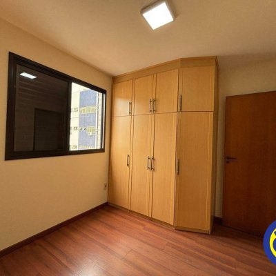 Apartamento com 127m², 3 quartos, 1 suíte, 2 garagens, no bairro Centro em Florianópolis