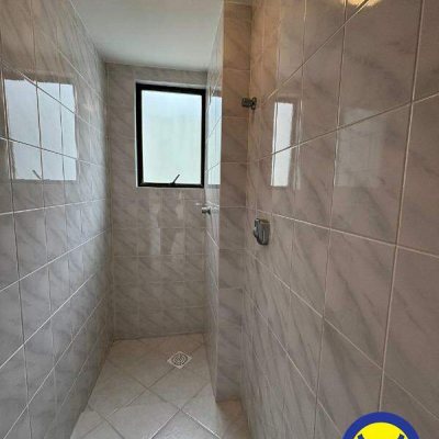 Apartamento com 127m², 3 quartos (sendo 1 suíte), 2 garagens, no bairro Centro em Florianópolis