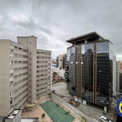 Salas/Conjuntos com 33m², no bairro Centro em Florianópolis