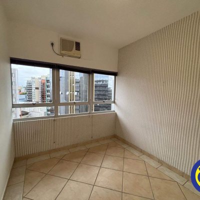 Salas/Conjuntos com 33m², no bairro Centro em Florianópolis
