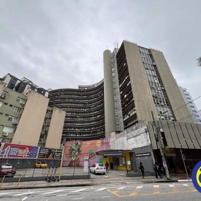 Salas/Conjuntos com 33m², no bairro Centro em Florianópolis