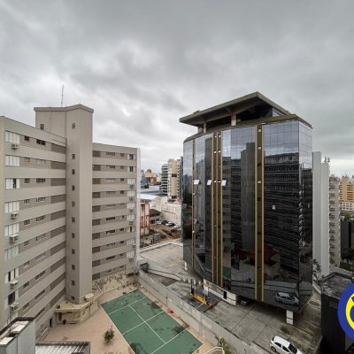 Salas/Conjuntos com 33m², no bairro Centro em Florianópolis