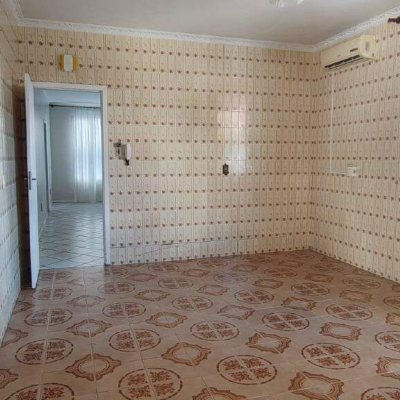 Casa com 200m², 2 quartos, 8 garagens, no bairro Kobrasol em São José