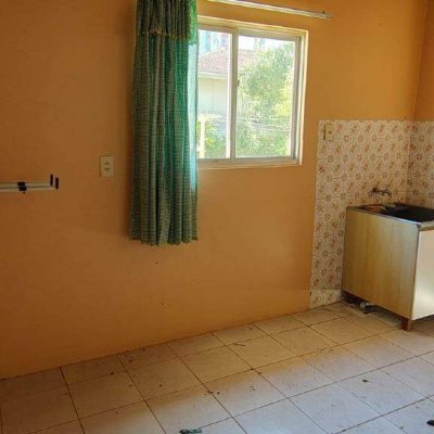 Casa com 200m², 2 quartos, 8 garagens, no bairro Kobrasol em São José