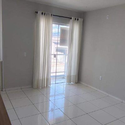 Apartamento com 59m², 2 quartos, 1 garagem, no bairro Nova Palhoça em Palhoça
