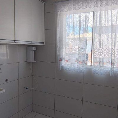 Apartamento com 59m², 2 quartos, 1 garagem, no bairro Nova Palhoça em Palhoça