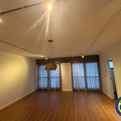 Salas/Conjuntos com 30m², 1 garagem, no bairro Itacorubi em Florianópolis