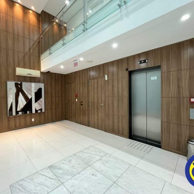 Salas/Conjuntos com 30m², 1 garagem, no bairro Itacorubi em Florianópolis