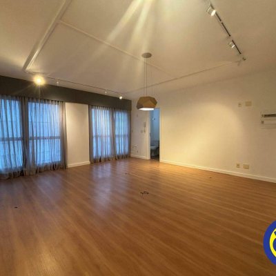 Salas/Conjuntos com 30m², 1 garagem, no bairro Itacorubi em Florianópolis