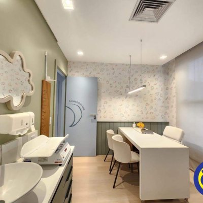 Salas/Conjuntos com 116m², 2 garagens, no bairro Centro em Florianópolis