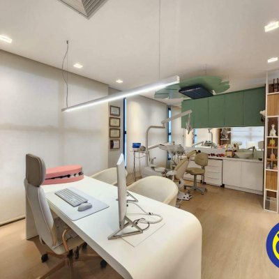 Salas/Conjuntos com 116m², 2 garagens, no bairro Centro em Florianópolis