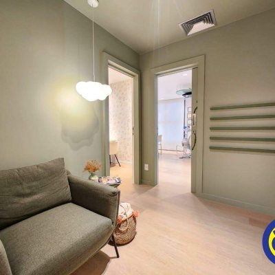 Salas/Conjuntos com 116m², 2 garagens, no bairro Centro em Florianópolis