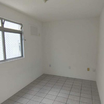 Apartamento com 52m², 2 quartos, no bairro Ipiranga em São José