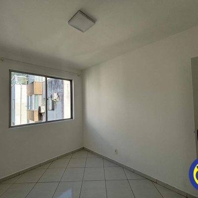 Apartamento com 61m², 2 quartos, no bairro Trindade em Florianópolis
