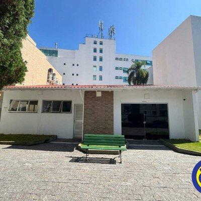 Apartamento com 61m², 2 quartos, no bairro Trindade em Florianópolis