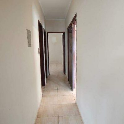 Casa com 263m², 4 quartos, 6 garagens, no bairro Ipiranga em São José