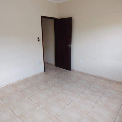 Casa com 263m², 4 quartos, 6 garagens, no bairro Ipiranga em São José