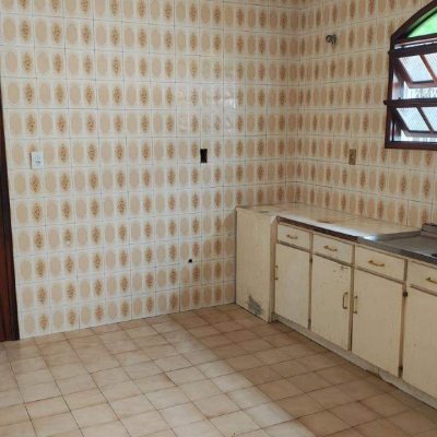 Casa com 263m², 4 quartos, 6 garagens, no bairro Ipiranga em São José