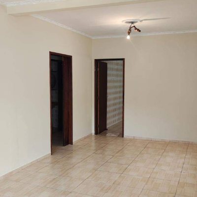 Casa com 263m², 4 quartos, 6 garagens, no bairro Ipiranga em São José