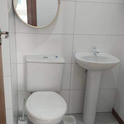 Loja com 122m², no bairro Madri em Palhoça