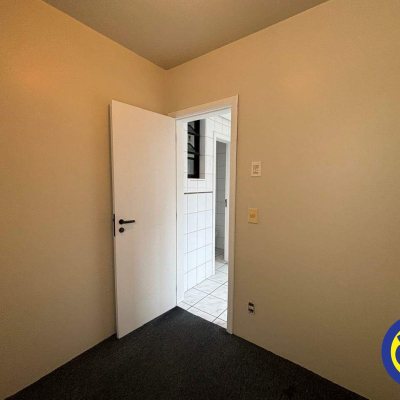 Apartamento com 120m², 3 quartos, 1 suíte, 1 garagem, no bairro Agronômica em Florianópolis