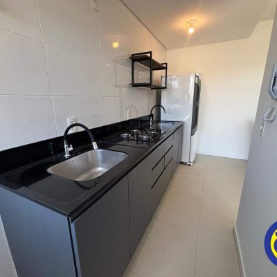 Apartamento com 32m², 1 quarto, 1 garagem, no bairro Trindade em Florianópolis