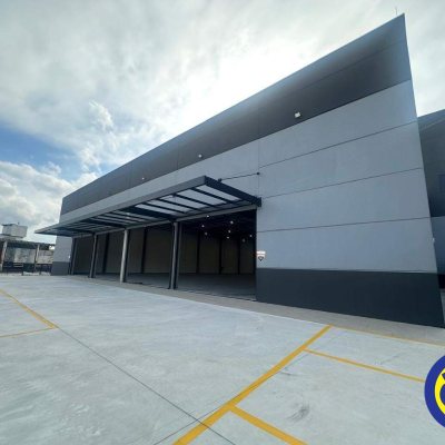 Loja com 3677m², no bairro Pedra Branca em Palhoça