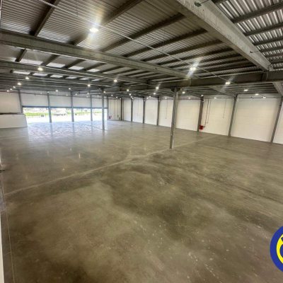 Loja com 3677m², no bairro Pedra Branca em Palhoça