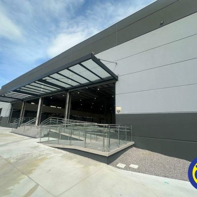 Loja com 3677m², no bairro Pedra Branca em Palhoça