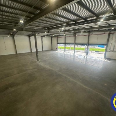 Loja com 3677m², no bairro Pedra Branca em Palhoça