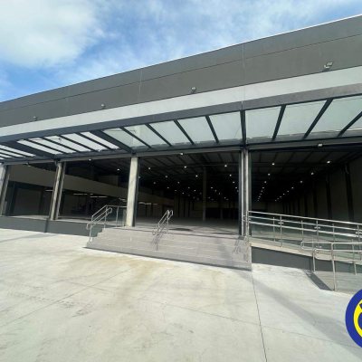 Loja com 3677m², no bairro Pedra Branca em Palhoça