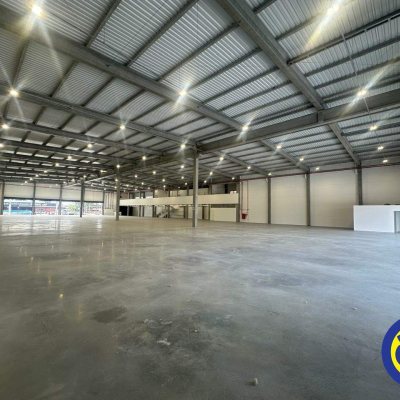 Loja com 3677m², no bairro Pedra Branca em Palhoça