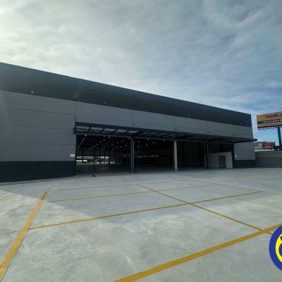 Loja com 3677m², no bairro Pedra Branca em Palhoça