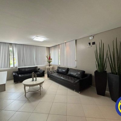 Apartamento com 120m², 3 quartos, 1 suíte, 2 garagens, no bairro Ingleses do Rio Vermelho em Florianópolis