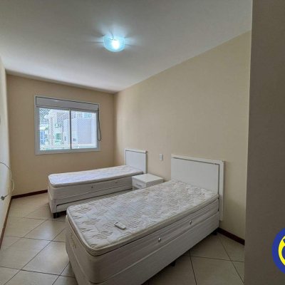 Apartamento com 120m², 3 quartos, 1 suíte, 2 garagens, no bairro Ingleses do Rio Vermelho em Florianópolis