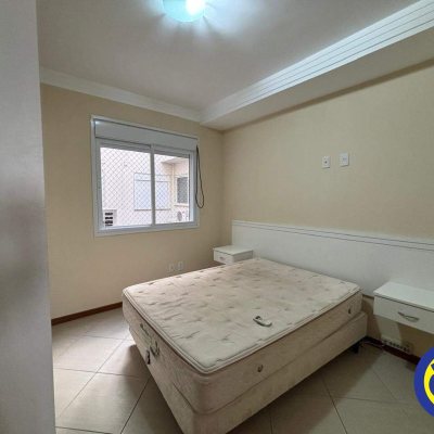 Apartamento com 120m², 3 quartos, 1 suíte, 2 garagens, no bairro Ingleses do Rio Vermelho em Florianópolis