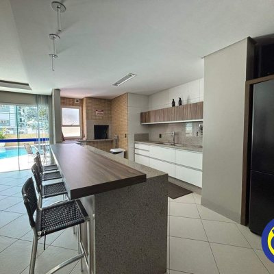 Apartamento com 120m², 3 quartos, 1 suíte, 2 garagens, no bairro Ingleses do Rio Vermelho em Florianópolis