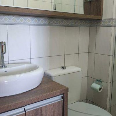 Apartamento com 57m², 2 quartos, 1 garagem, no bairro Barreiros em São José